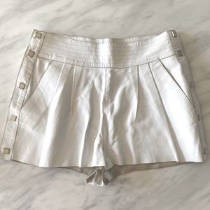 Rare Bottega Veneta vintage 90’s/00’s white leather short shorts.